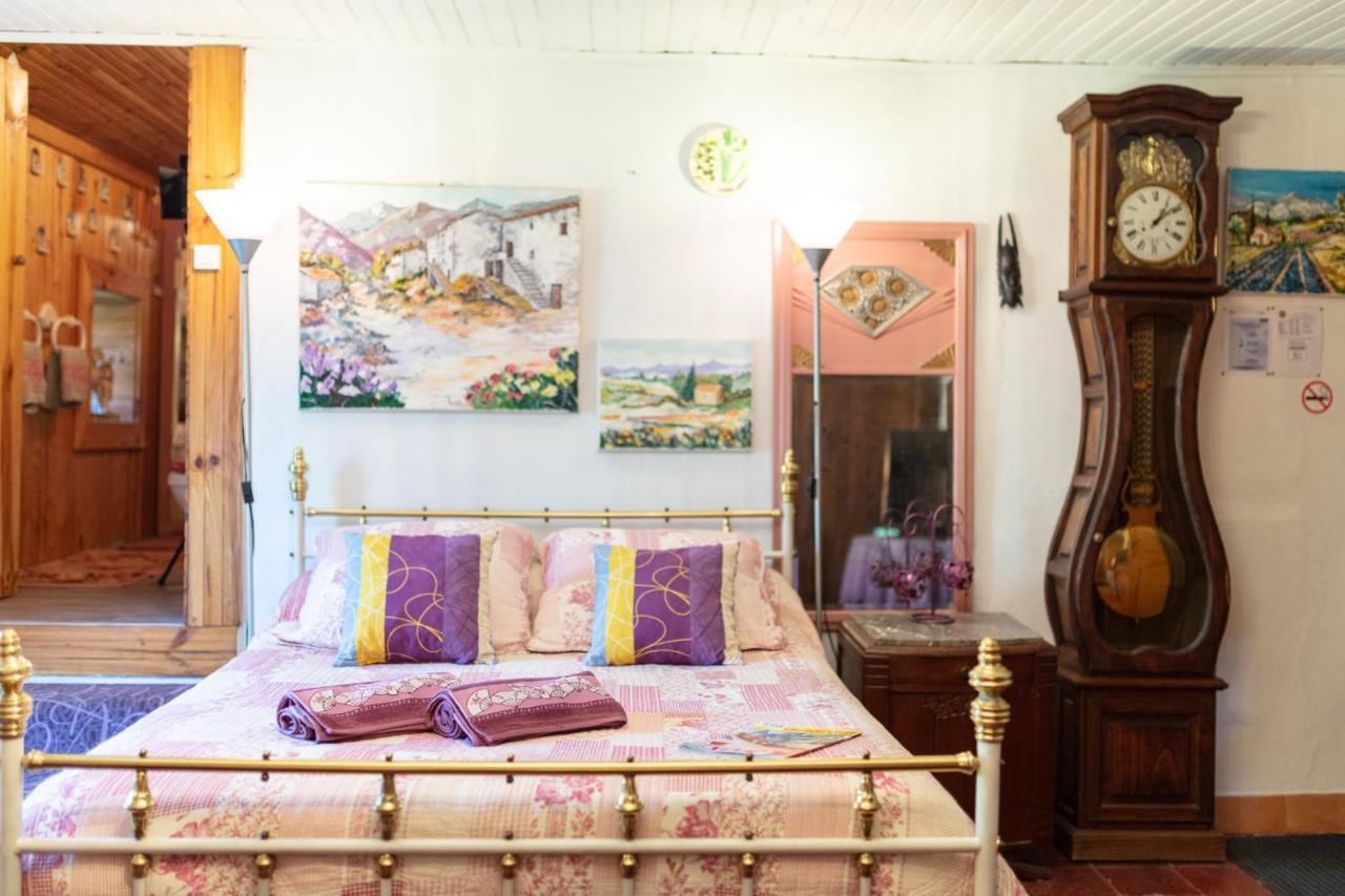 Le Portel Des Arnaud Chambres D'Hotes Durfort-et-Saint-Martin-de-Sossenac Bagian luar foto