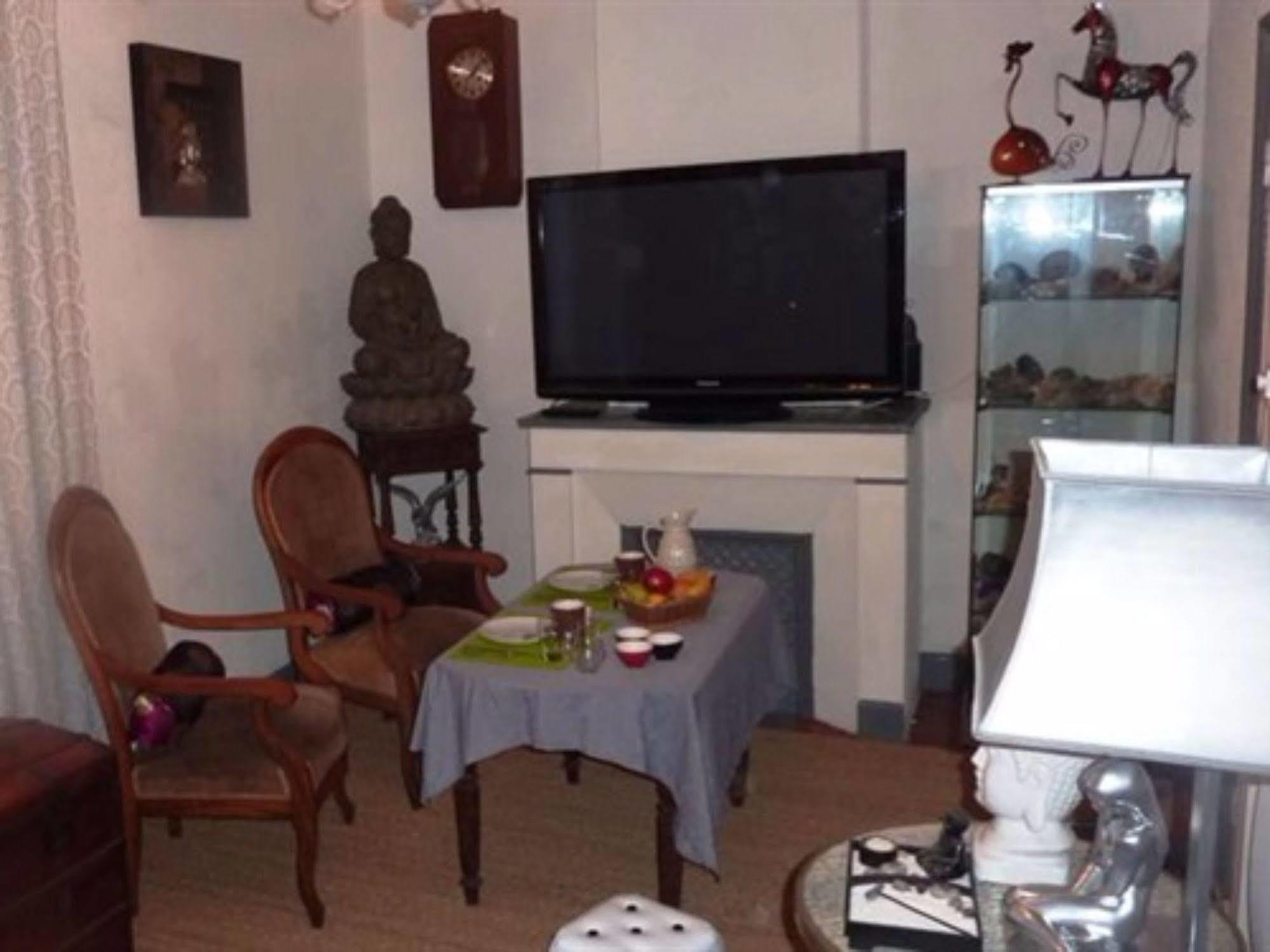Le Portel Des Arnaud Chambres D'Hotes Durfort-et-Saint-Martin-de-Sossenac Bagian luar foto